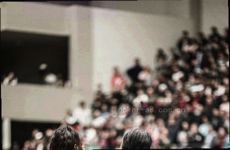 段位分数解析示意图，显示等级阶梯与当前段位位置